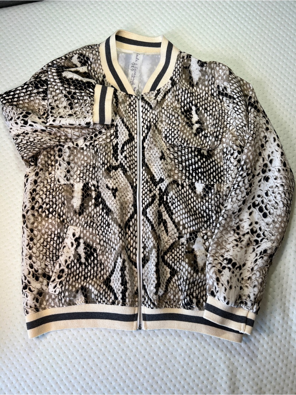 Laila&Savannah 100% Silk Blk Cream Snakeskin Bomber Jacket Sz S Zip/Pockets USA